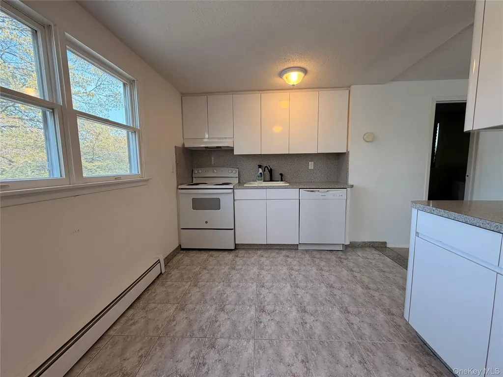 3535 Park Avenue Wantagh NY 11793