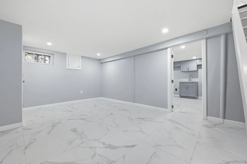 72 Seminole Street Selden NY 11784