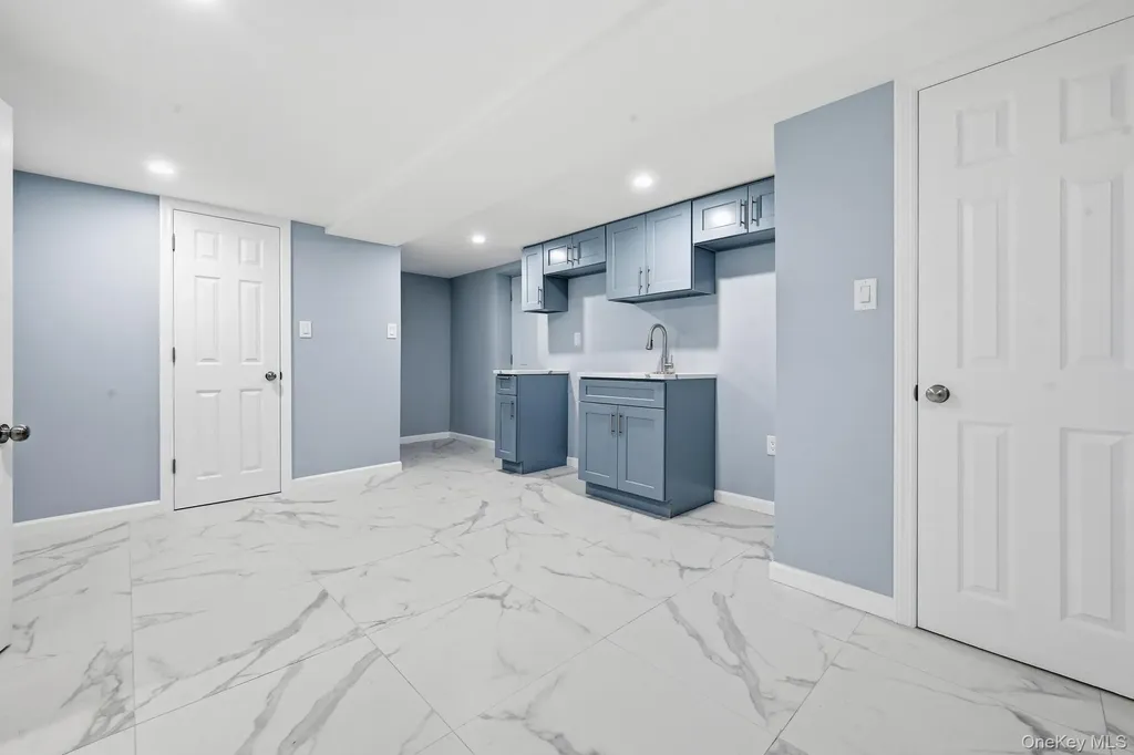 72 Seminole Street Selden NY 11784