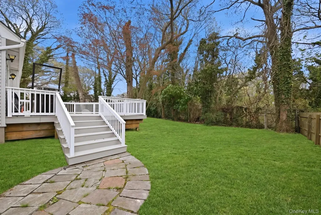 72 Seminole Street Selden NY 11784