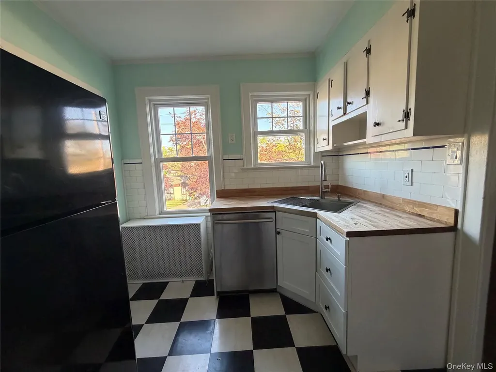 87 Colgate Avenue Yonkers NY 10703
