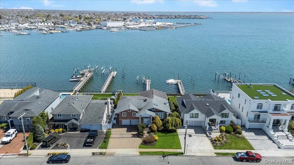 2959 Shore Drive Merrick NY 11566