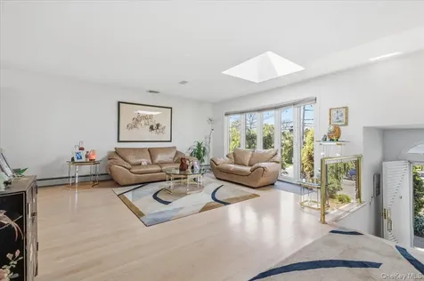 2959 Shore Drive Merrick NY 11566