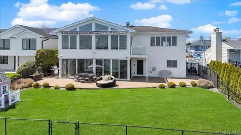 2959 Shore Drive Merrick NY 11566