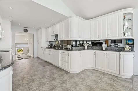 2959 Shore Drive Merrick NY 11566
