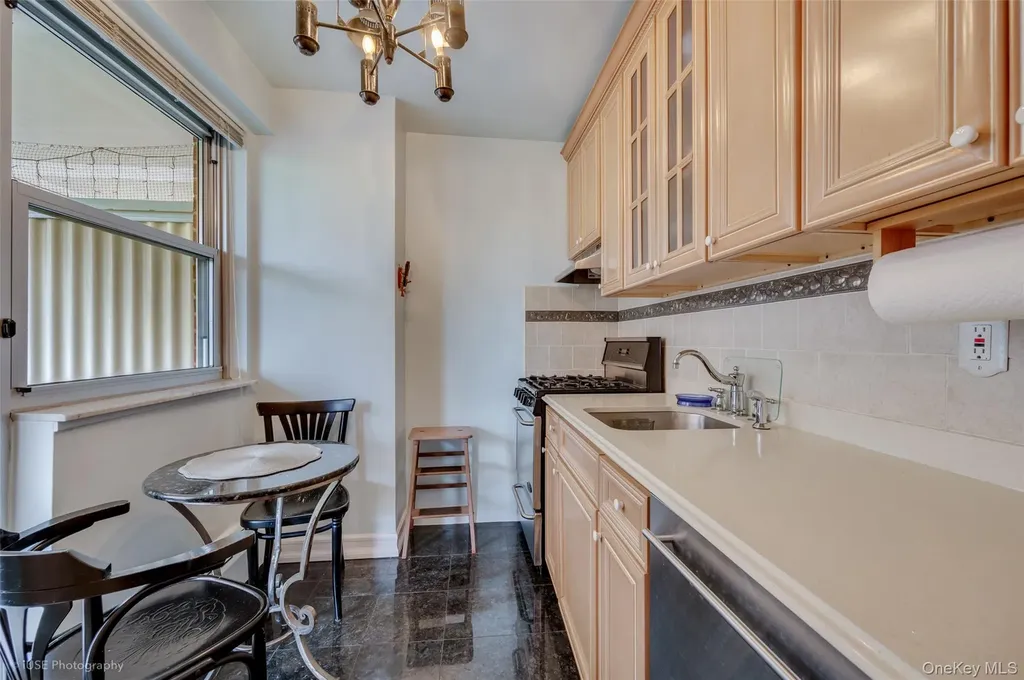52-30 39th Drive Woodside NY 11377