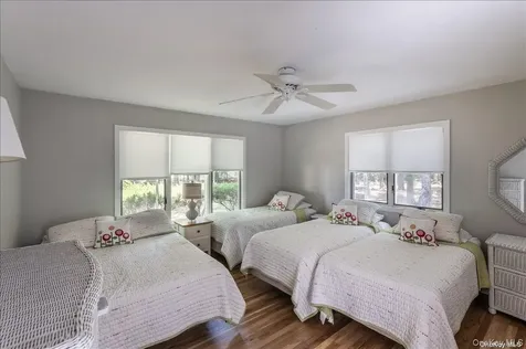 13 Van Scoys Path W East Hampton NY 11937