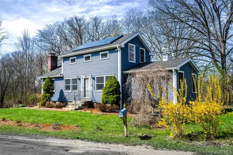 17 Rothvoss Road ANCRAMDALE NY 12503