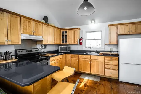 17 Rothvoss Road Ancramdale NY 12503