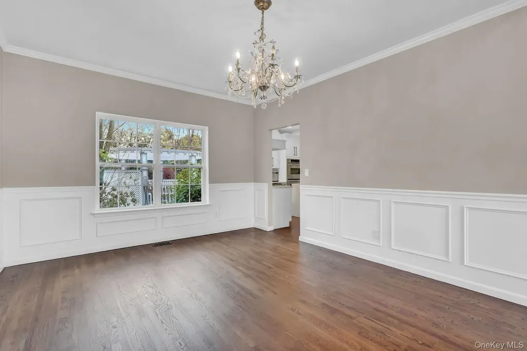 6 Arborvitae Lane Miller Place NY 11764