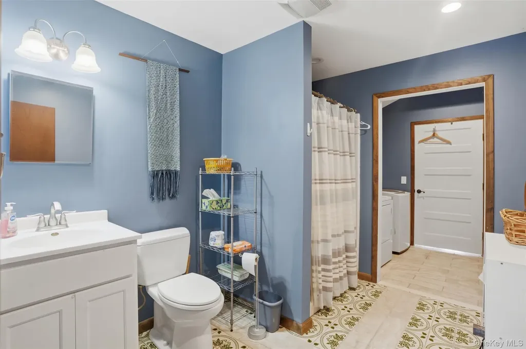 144 Yantz Road Red Hook NY 12571