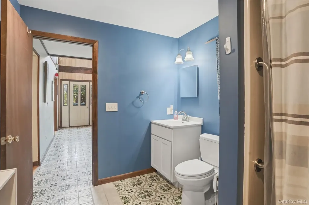 144 Yantz Road Red Hook NY 12571