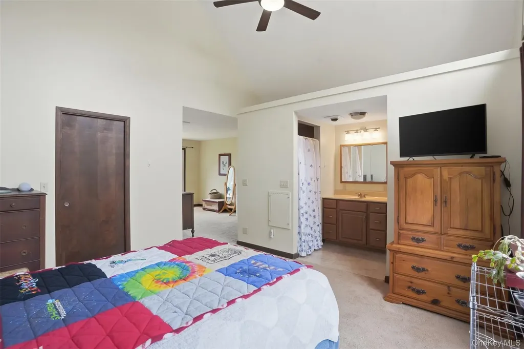 144 Yantz Road Red Hook NY 12571