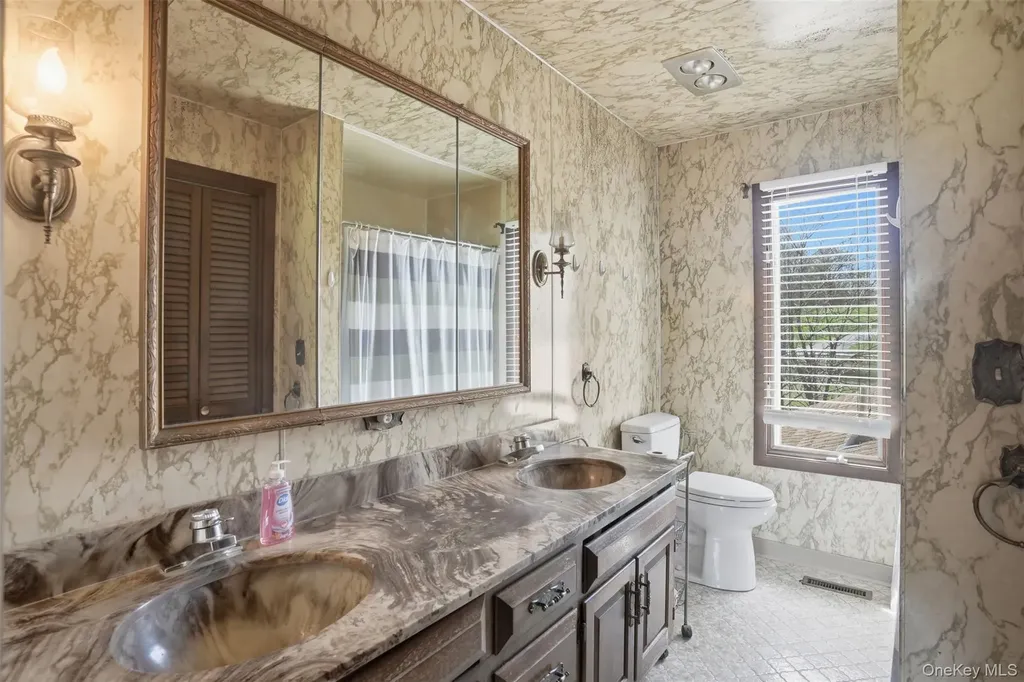 144 Yantz Road Red Hook NY 12571