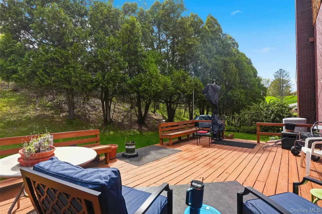 144 Yantz Road Red Hook NY 12571