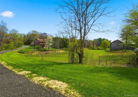 144 Yantz Road Red Hook NY 12571