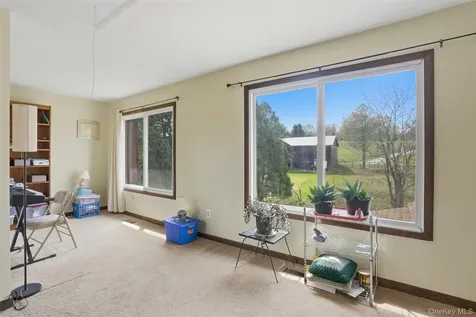144 Yantz Road Red Hook NY 12571