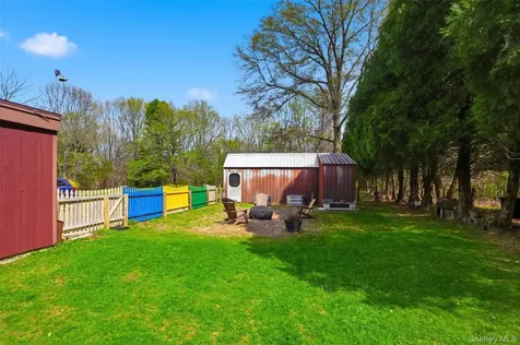 144 Yantz Road Red Hook NY 12571