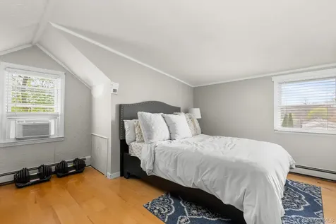 17 Heathcote Road Carmel NY 10512