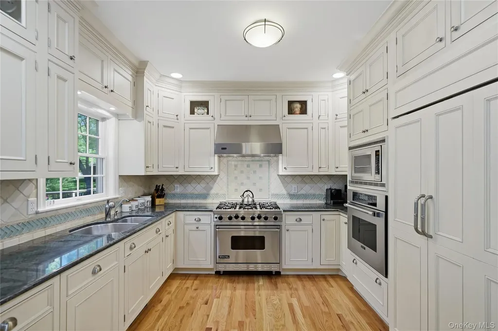 21 Kitchawan Road Pound Ridge NY 10576