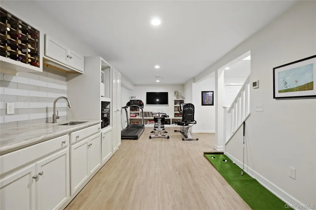 21 Kitchawan Road Pound Ridge NY 10576
