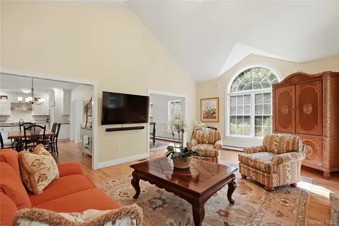 21 Kitchawan Road Pound Ridge NY 10576