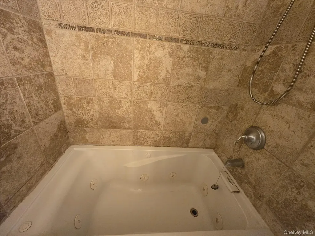 60 Evan Road Warwick NY 10990