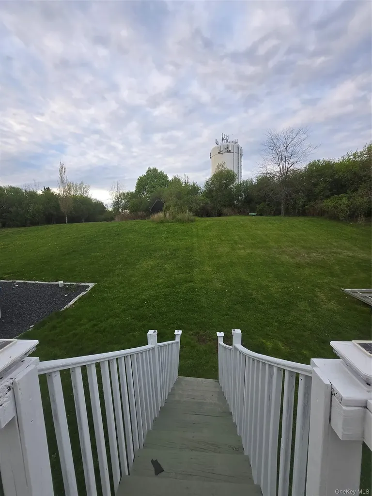 60 Evan Road Warwick NY 10990