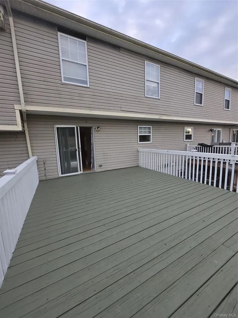 60 Evan Road Warwick NY 10990