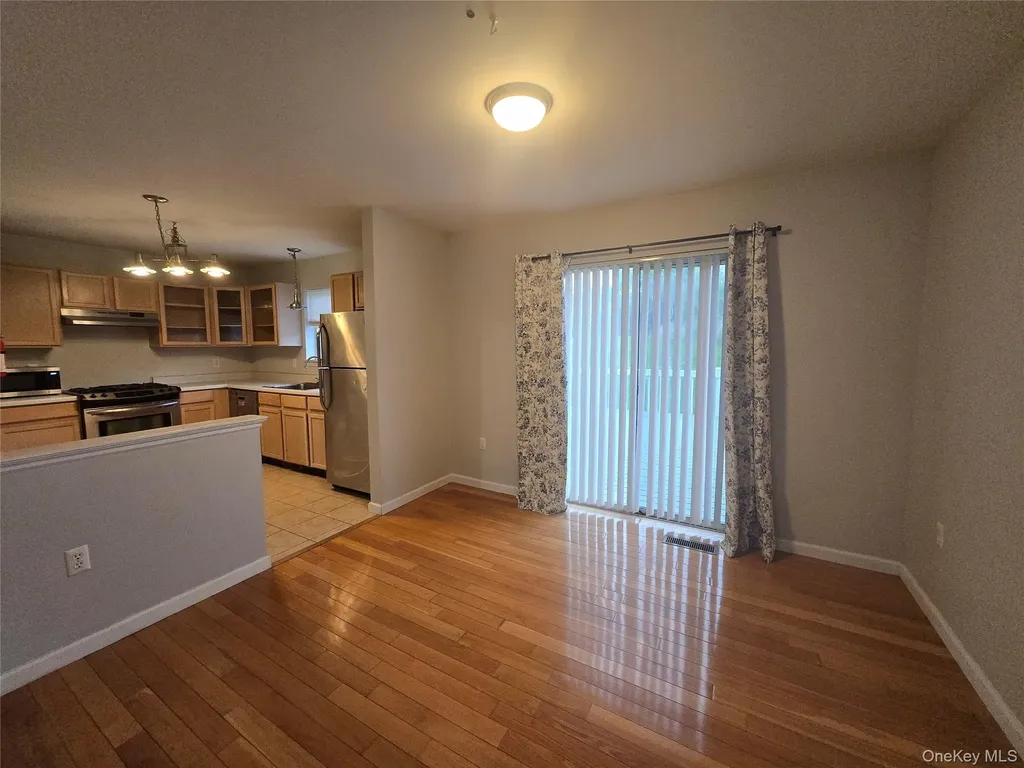 60 Evan Road Warwick NY 10990