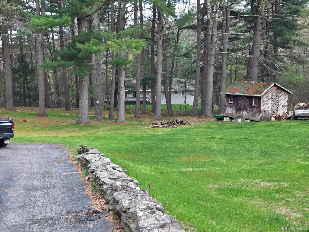 14 Andrew Paye Road Pond Eddy NY 12770