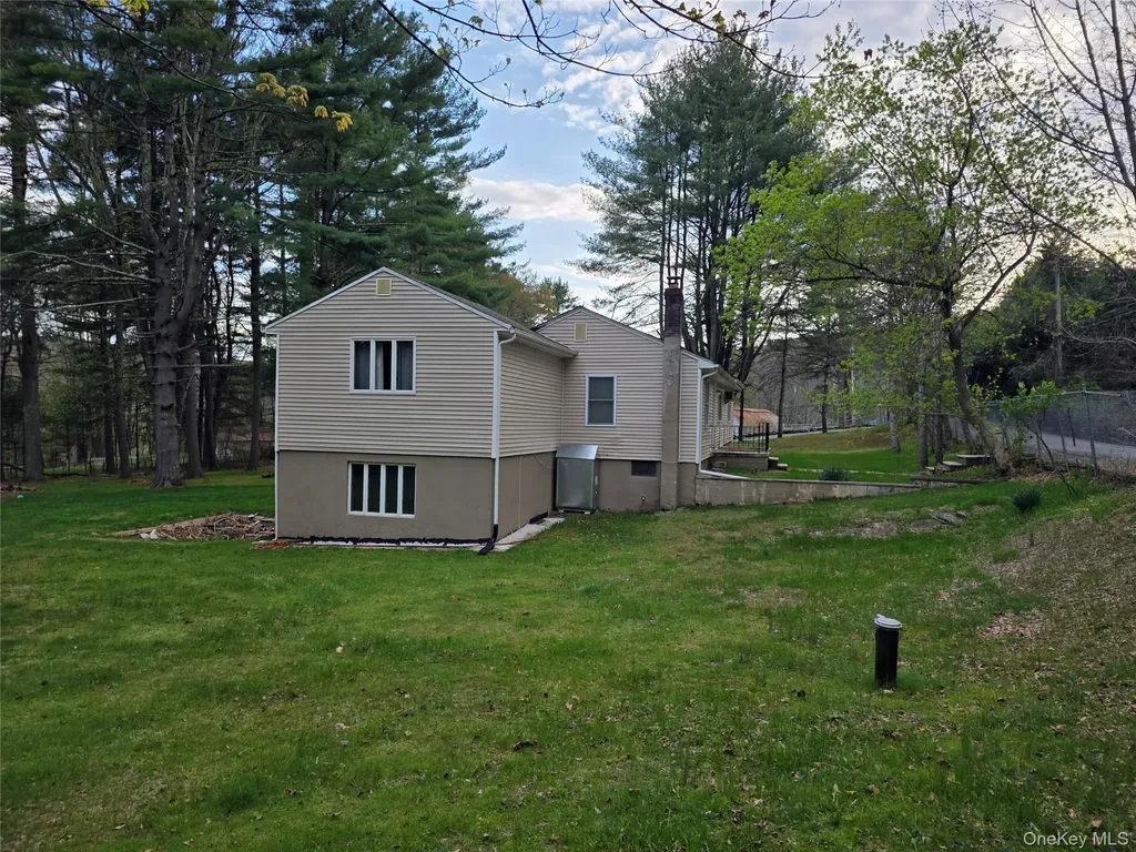 14 Andrew Paye Road Pond Eddy NY 12770