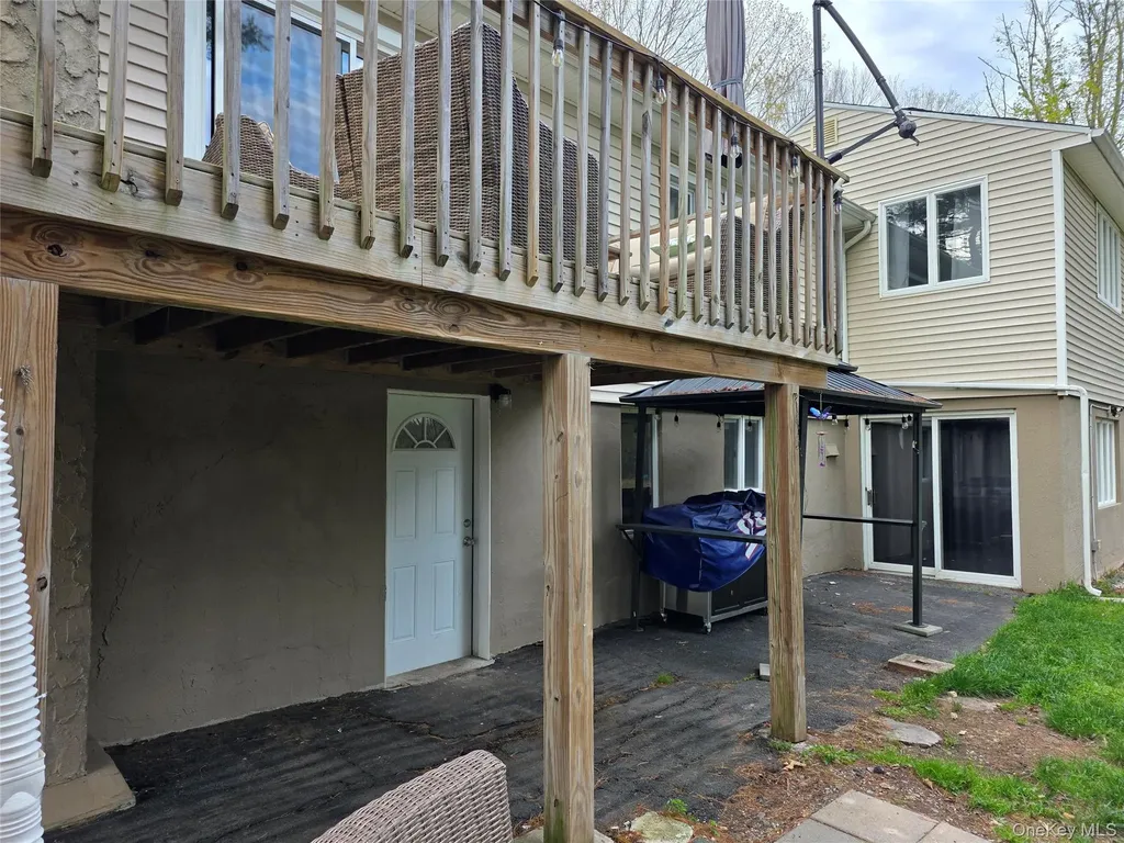 14 Andrew Paye Road Pond Eddy NY 12770