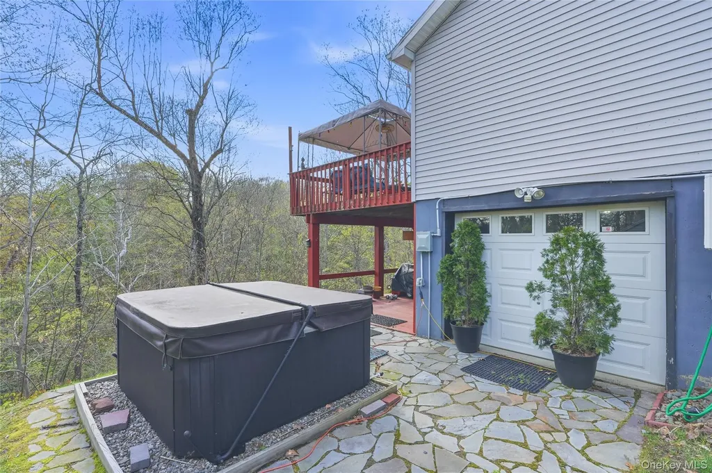 6 Taber Place Marlboro NY 12542