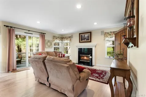 300 Rockwood Court Yorktown Heights NY 10598