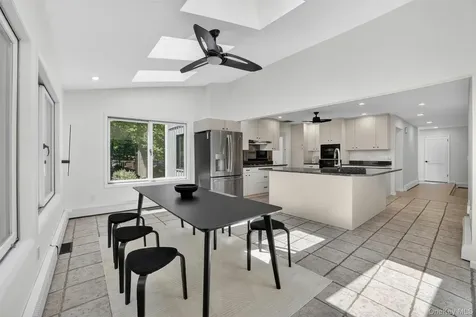 8 Amalfi Drive Cortlandt Manor NY 10567