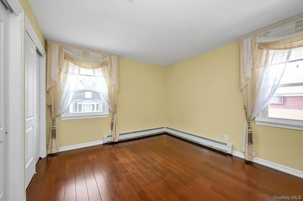 15003 7th Avenue Whitestone NY 11357