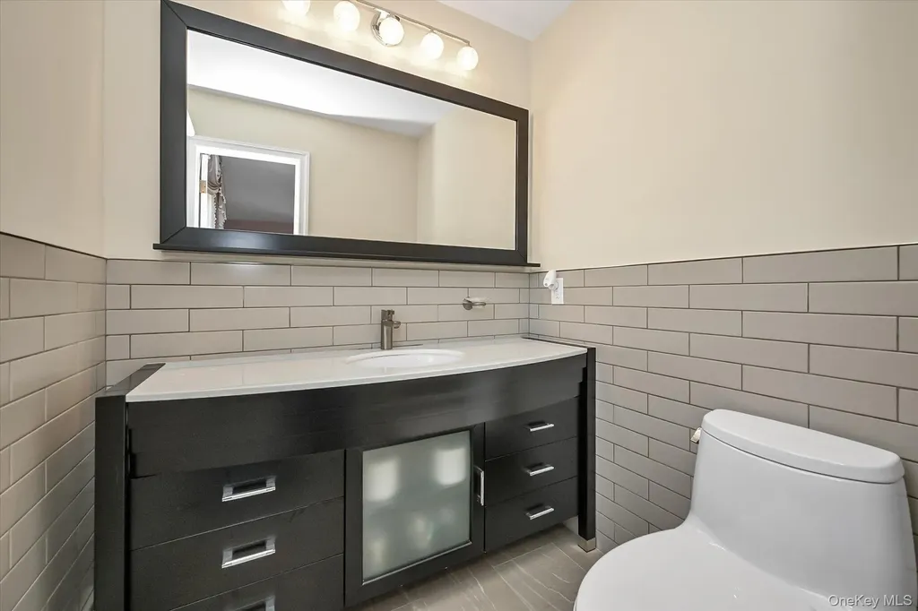 15003 7th Avenue Whitestone NY 11357