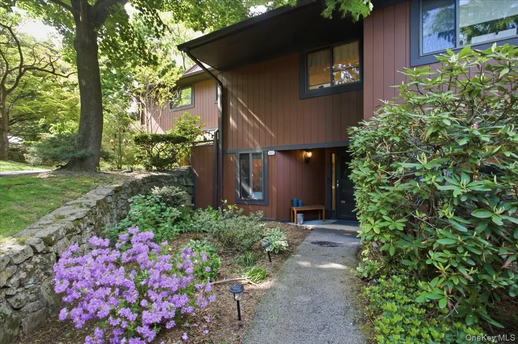 217 Martling Avenue Tarrytown NY 10591