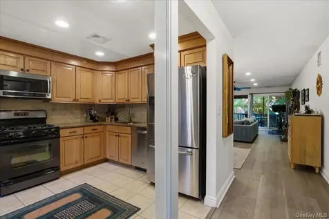 217 Martling Avenue Tarrytown NY 10591