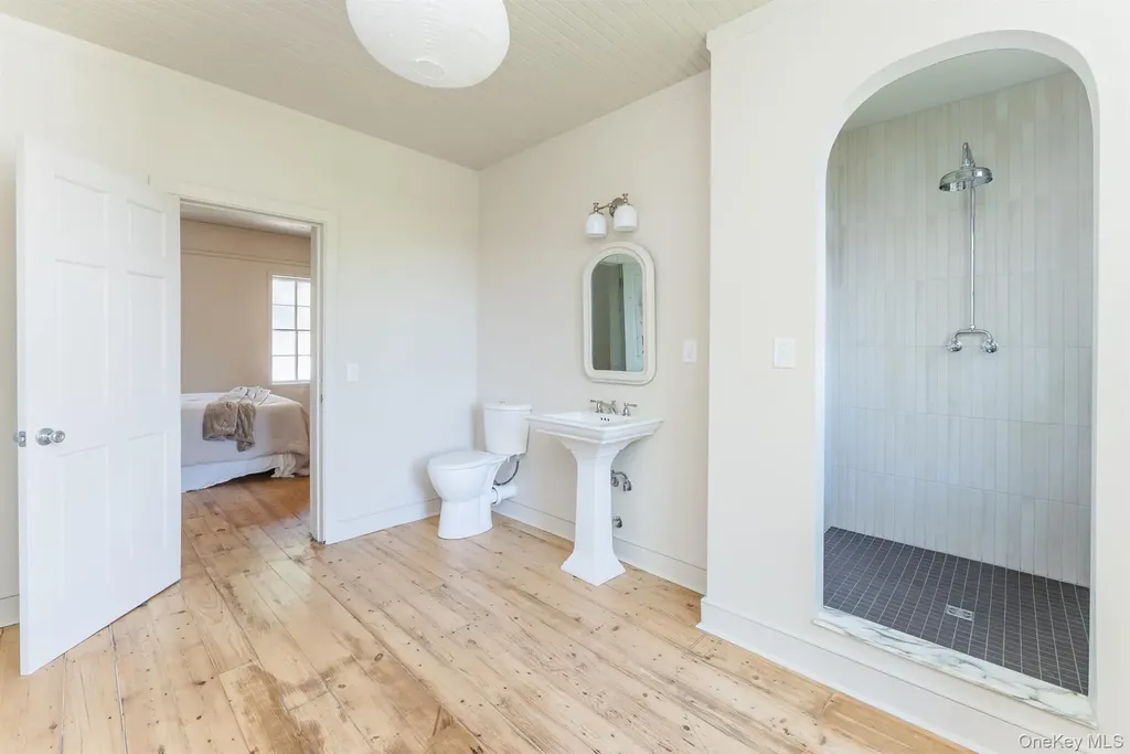 72 Hunter Street Kingston NY 12401