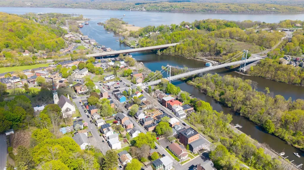 72 Hunter Street Kingston NY 12401