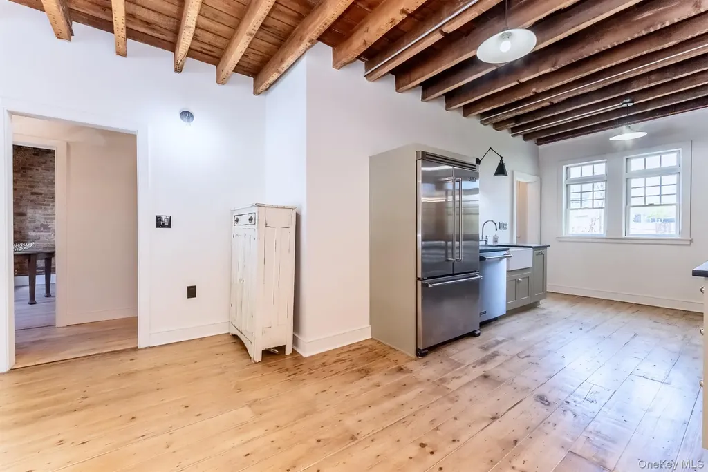 72 Hunter Street Kingston NY 12401