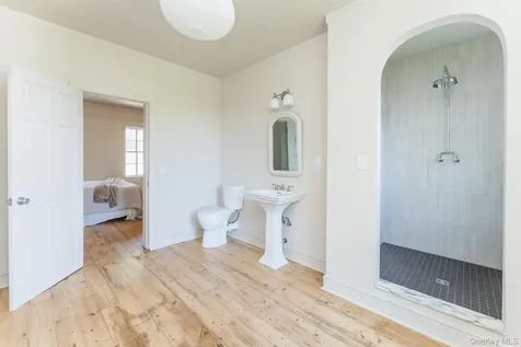 72 Hunter Street Kingston NY 12401