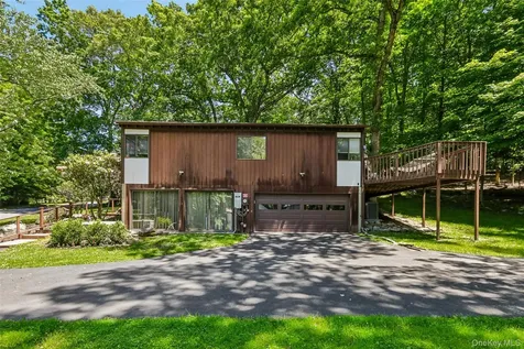 19 Rolling Way New City NY 10956