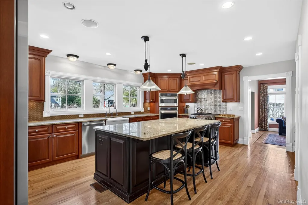 247 Broadway Pleasantville NY 10570