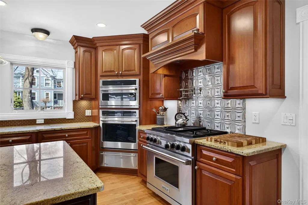 247 Broadway Pleasantville NY 10570