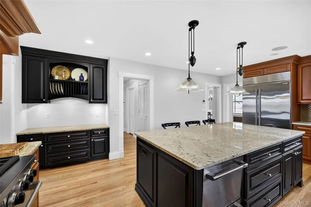 247 Broadway Pleasantville NY 10570