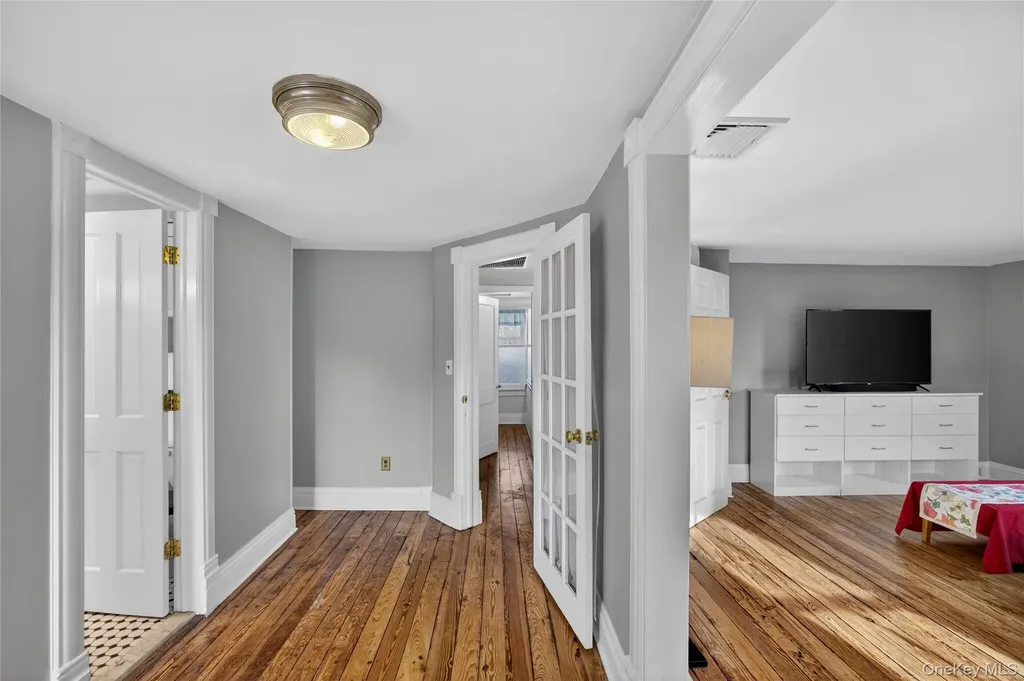 247 Broadway Pleasantville NY 10570