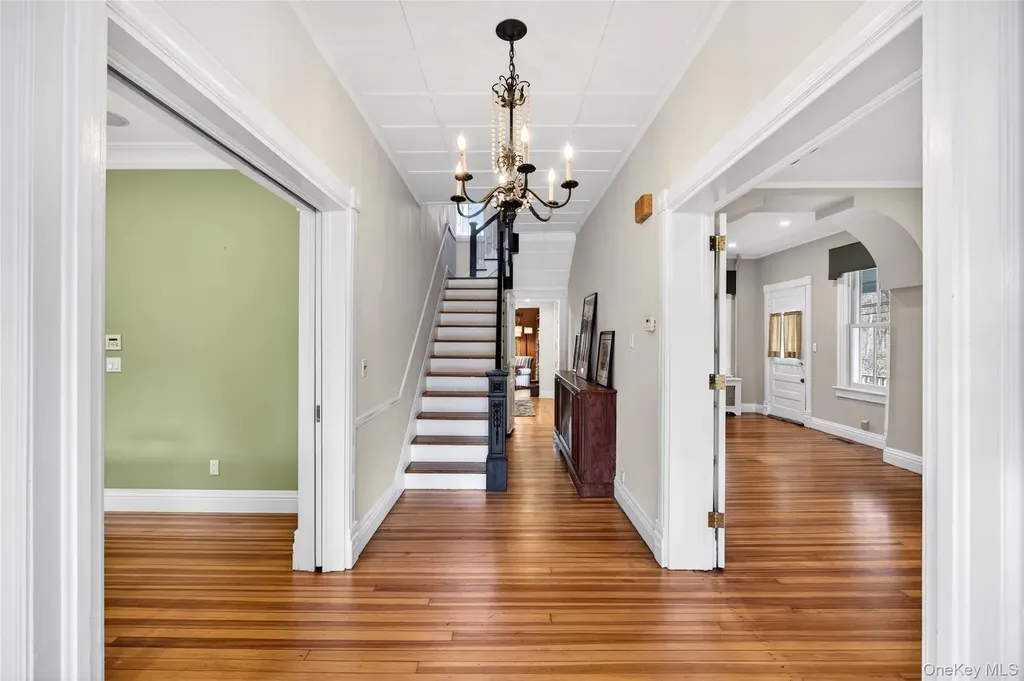 247 Broadway Pleasantville NY 10570